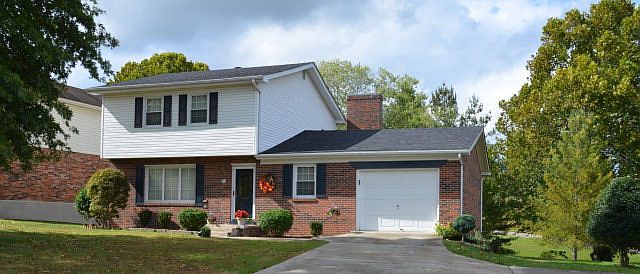 1st image of 38 Forest Hill Dr