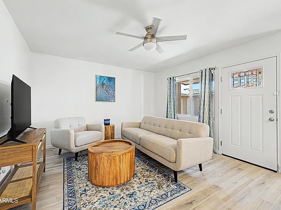 5th image of 1624 E CAMPBELL Avenue #46