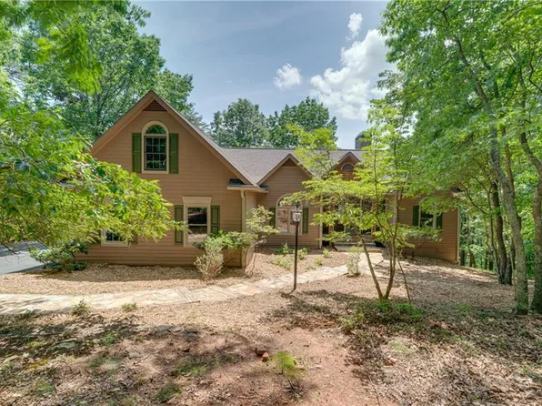 725 Cherokee Trl, Dawsonville, GA 30534