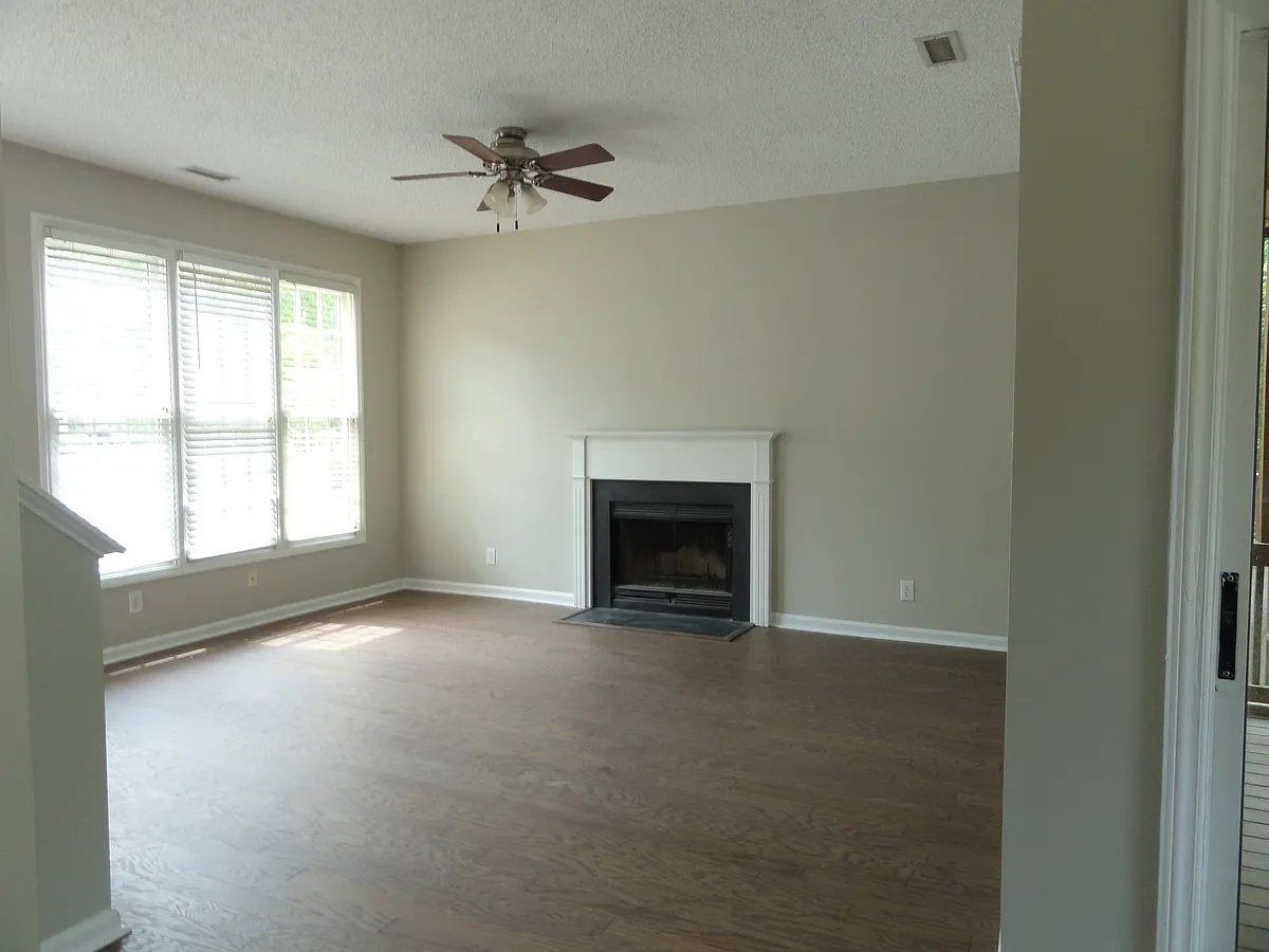 Building Photo - 106 Mint Hill Dr