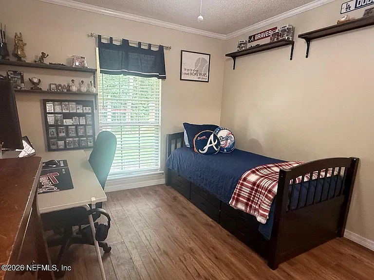 1484 Wild Iris Ln — Photo 18
