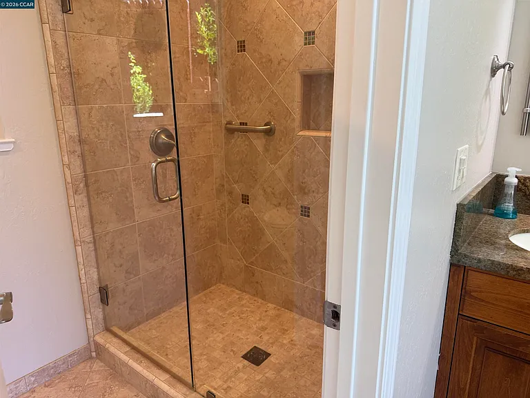 1271 Summit Rd — Photo 18