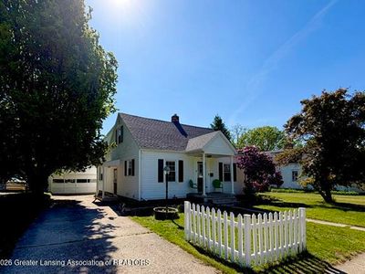 941 Degroff St, Grand Ledge, MI, 48837