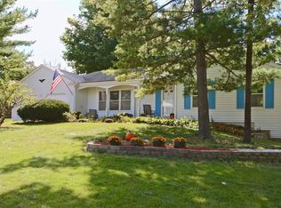 1210 Trillium Ct, Batavia, IL