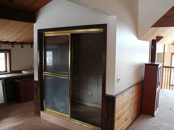 Master Suite Steam Shower