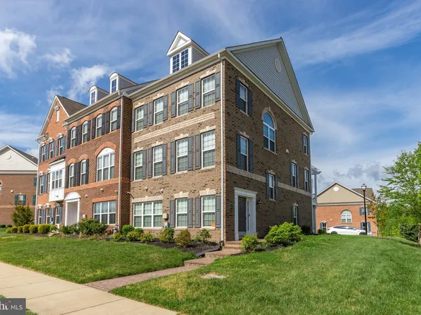 2817 Moores Plains Blvd, Upper Marlboro, MD 20774