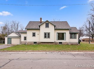 80 S St NW, Sparta, MI 49345