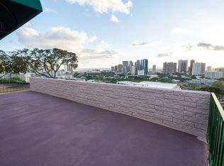 303 Prospect St APT 4, Honolulu, HI 96813