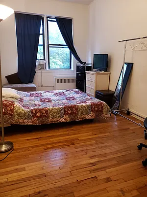 Rented by Michael J Gregg Real Estate | media 4