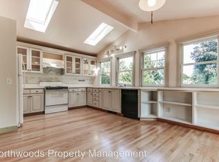 1619 Mistletoe St, Eugene, OR 97402