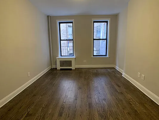 Rented by Tourma Realty LLC | media 49