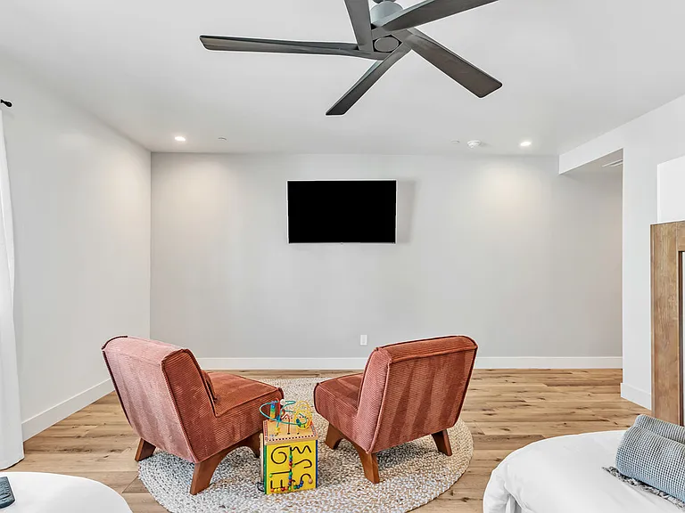 806 N Cleveland St #2 — Photo 18