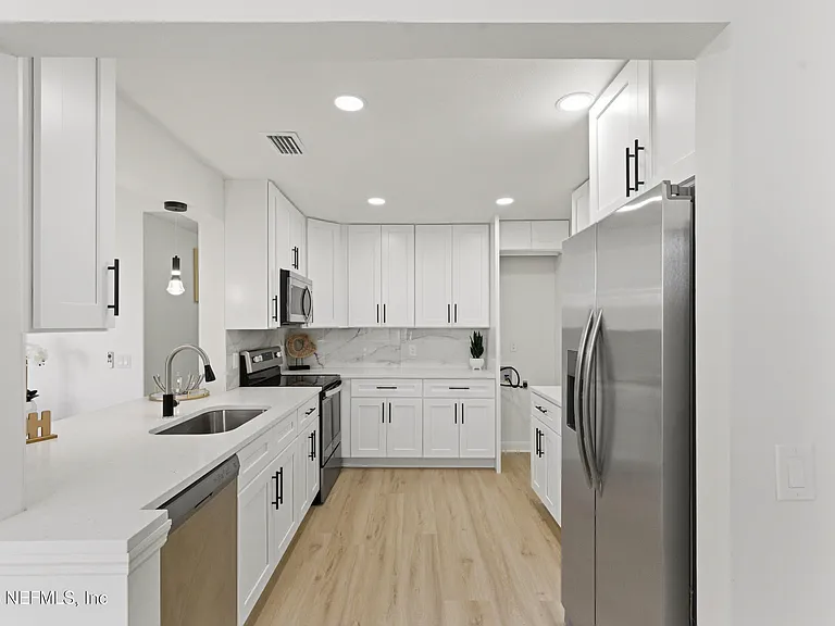 7602 Las Palmas Way #181 — Photo 15