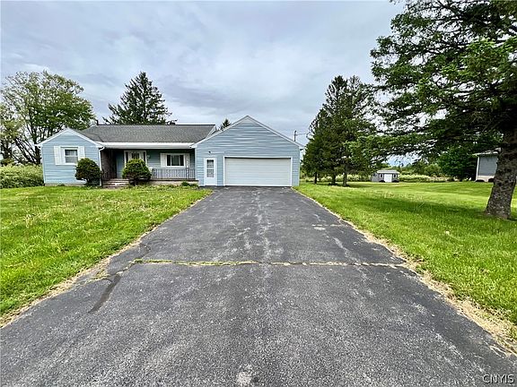 4th image of 7207 Coleman Mills Rd