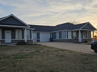 21037 Richard Ct, Siloam Springs, AR 72761