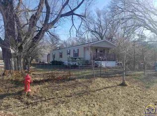 526 Pine St, Strong City, KS 66869