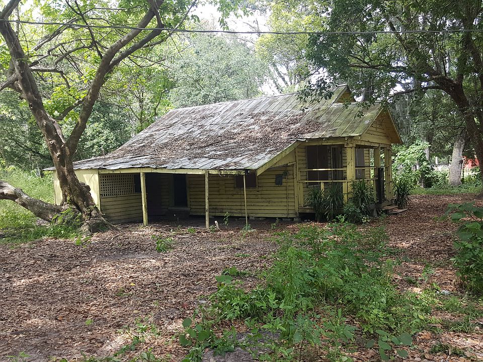 1st image of 502 Greenway Dr