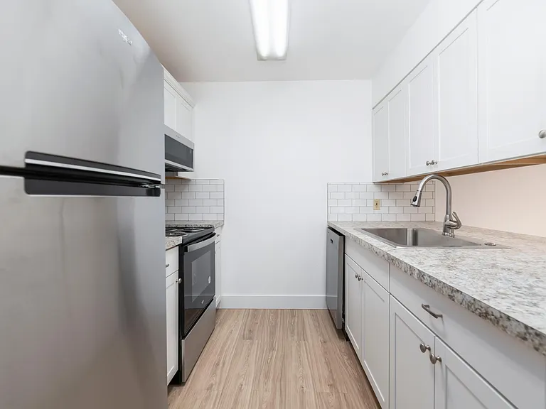 1160 S Denver Ave #2 — Photo 8