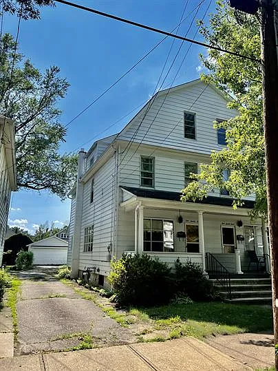 125 E Bennett St