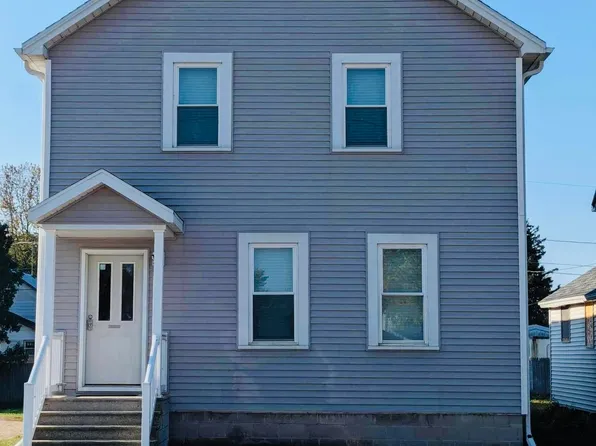 222 Pecor St, Oconto, WI 54153