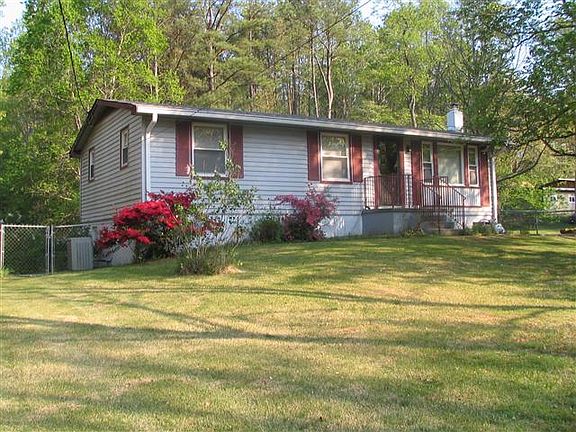 970 Lake Nelson Lane