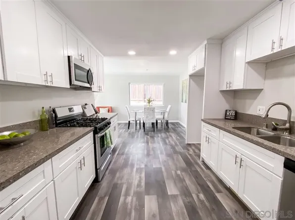 4927 Verde Dr, Oceanside, CA 92057