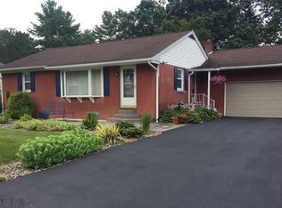 2000 Parkway Dr, Altoona, PA 16602