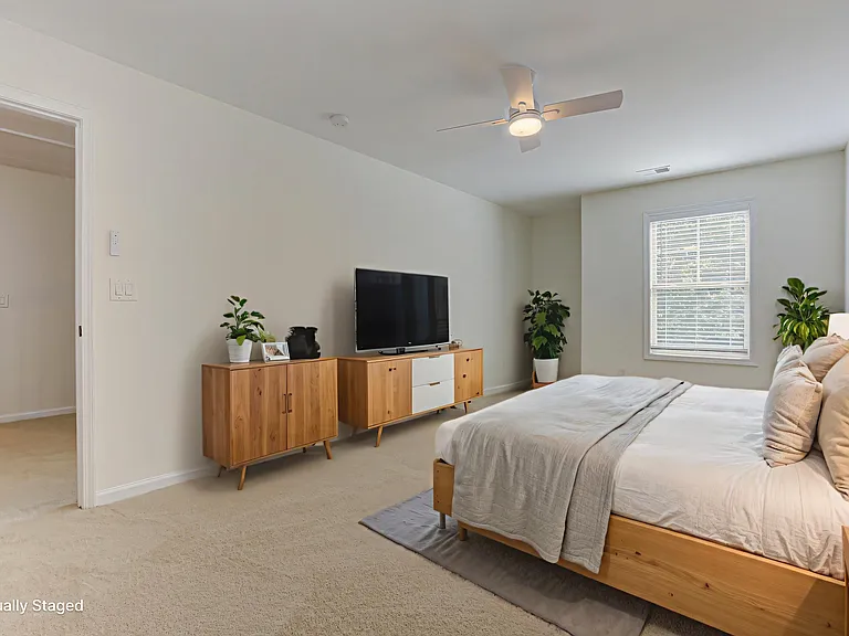 605 Summit Point #A — Photo 37