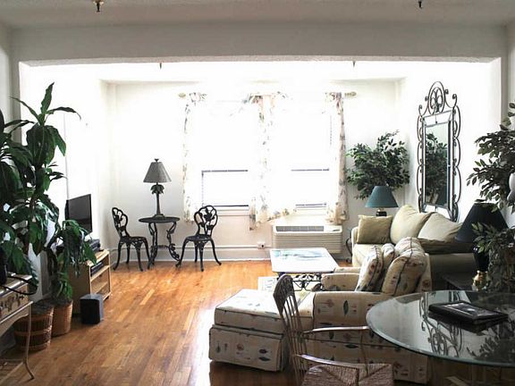 3rd image of 235 Sunrise Ave #2005