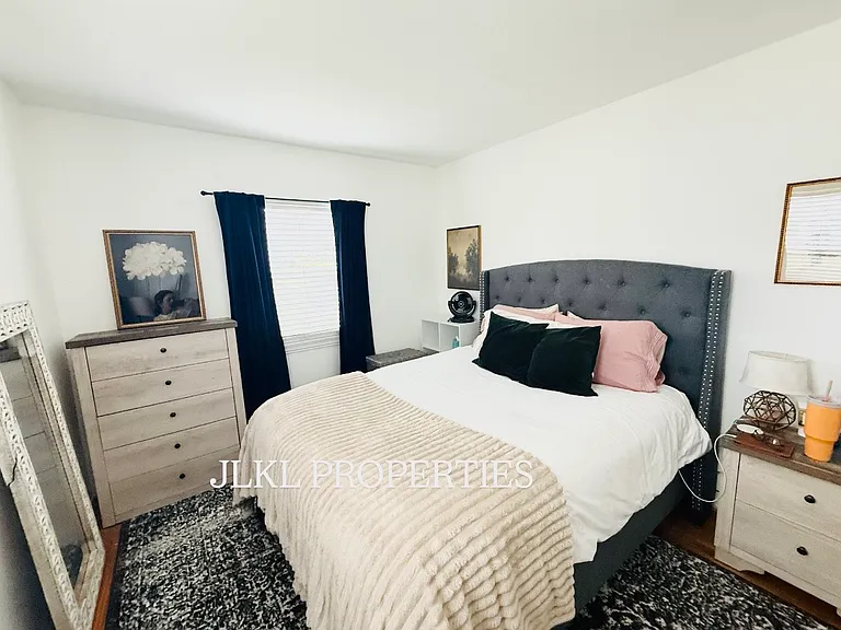 3092 Meade Ave — Photo 34