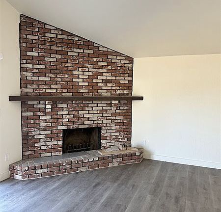 3rd image of 1401 Lucchesi Ln