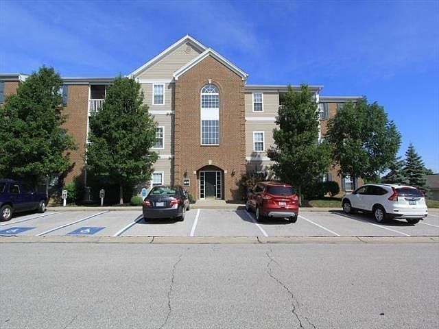 1st image of 983 Mistflower Ln #983