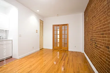 Rented by J. Lemle Real Estate