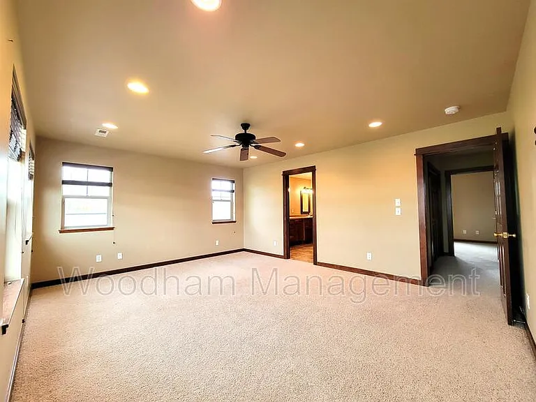 1624 Gale Ct — Photo 18