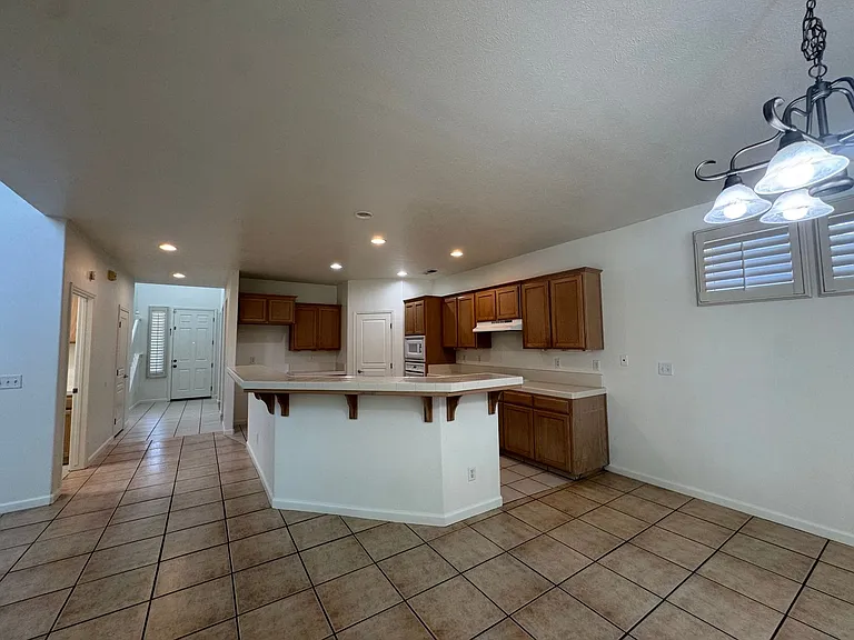 5781 E Kaviland Ave — Photo 12