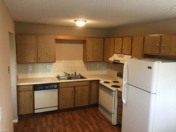 5th image of 760 Gordon Smith Blvd APT 2