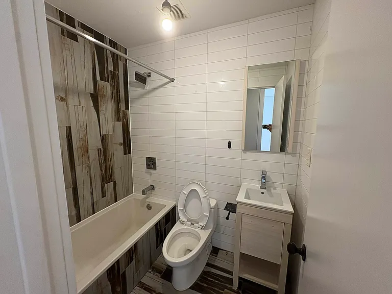 2366 Pacific St #3D — Photo 8