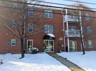 3243 S 92nd St UNIT 107, Milwaukee, WI 53227