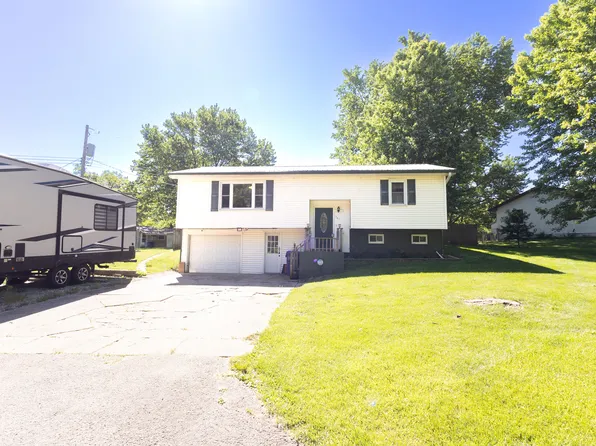 101 W Circle Dr, Brookfield, MO 64628