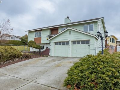 3540 Royal Crest Dr, The Dalles, OR, 97058