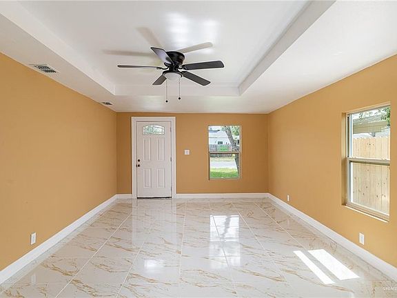 3rd image of 803 W Longoria St