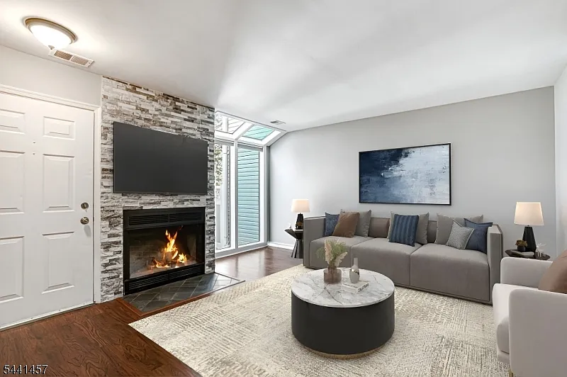 2 bed, 1.5 bath, $2,900 — Photo 2