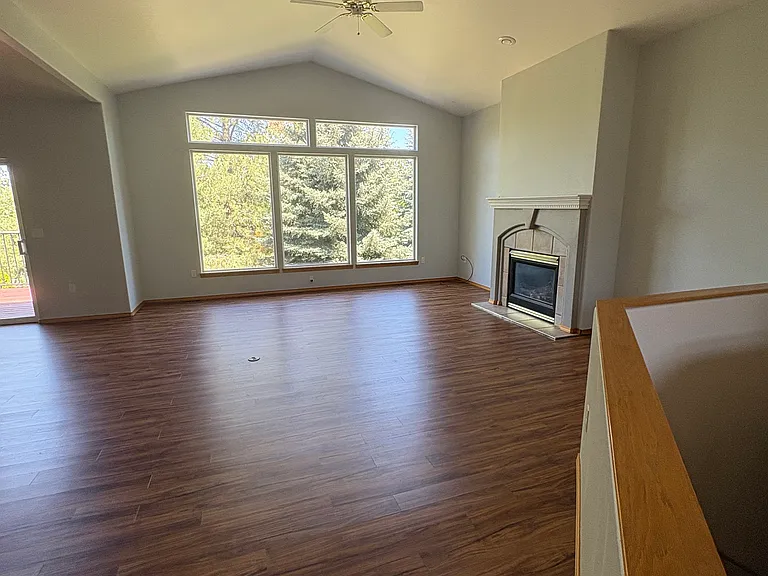 110 W Moran View Ave — Photo 6