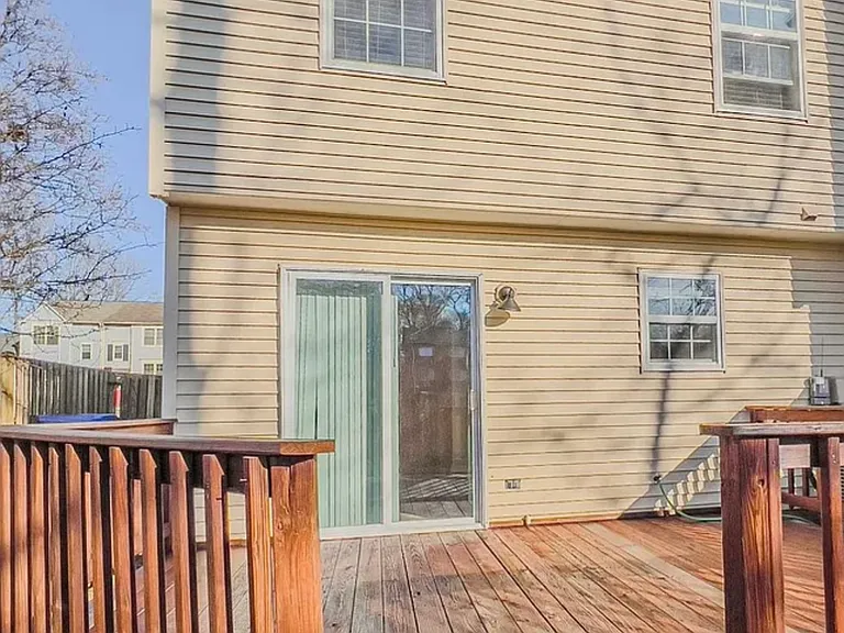 14 Meadowside Ct — Photo 20