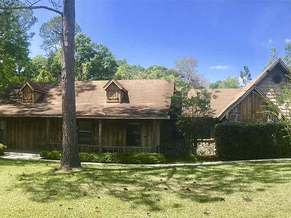 2nd image of 1213 Harley Cir