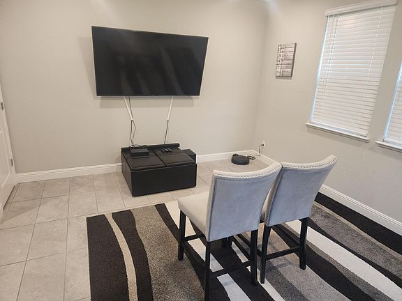 5th image of 10731 Portico Circle