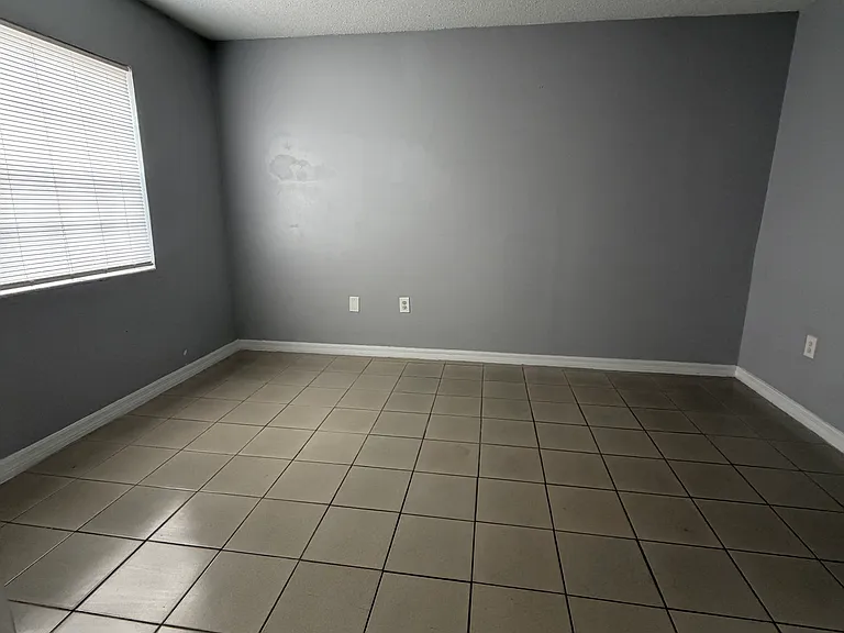 456 Banyon Tree Cir #100 — Photo 7