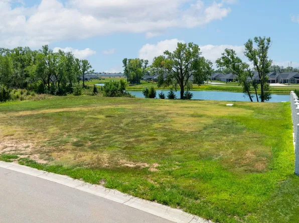 9 Auburn Lakes Addition, Wichita, KS 67235