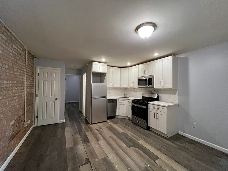 116 Atlantic St #1 — Photo 3