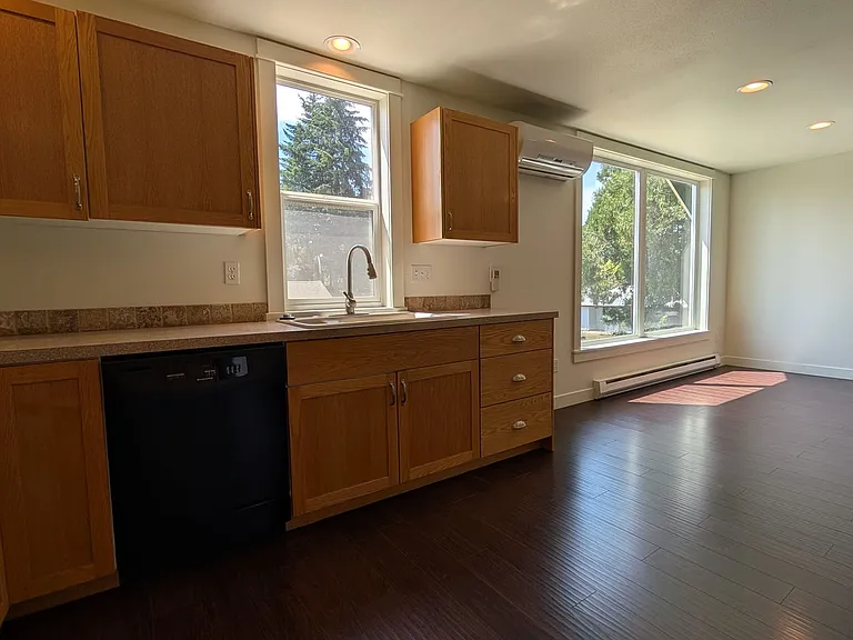 2088 Minnesota St — Photo 7